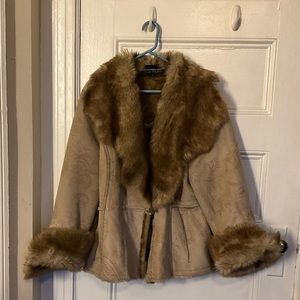 PLATINUM Utex Women's Oversized Embossed Faux Fur Jacket